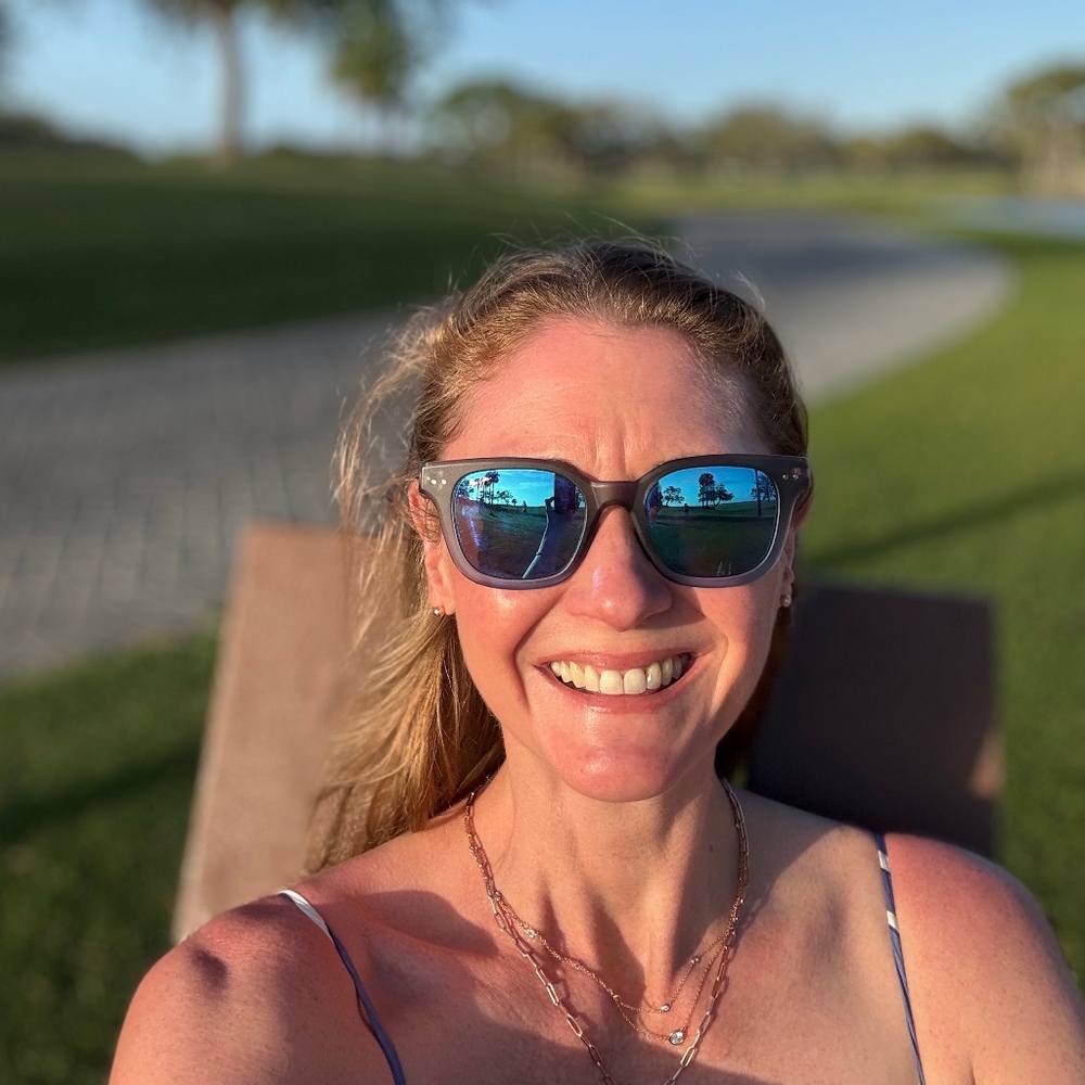 Meet your Posher, Jennifer